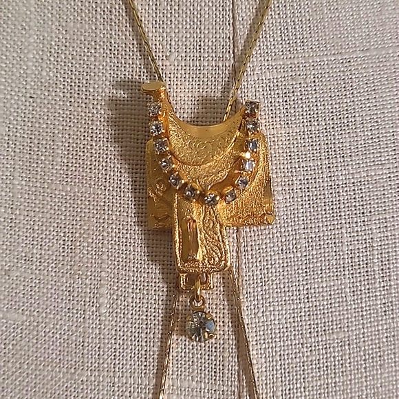 Vintage Unmarked Bolo Tie Gold Tone Horse Saddle Rhistones Cowgirl Necklace 16" - Picture 10 of 17